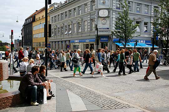 rhus, vrldens minsta storstad