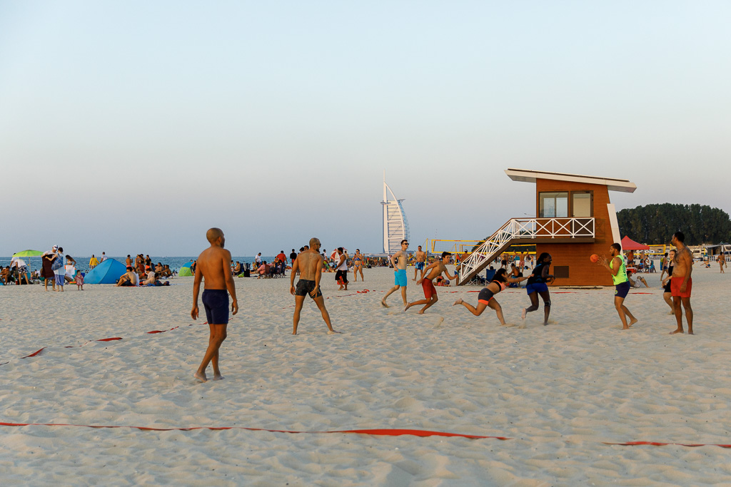 Strandlek i Al Sufouh